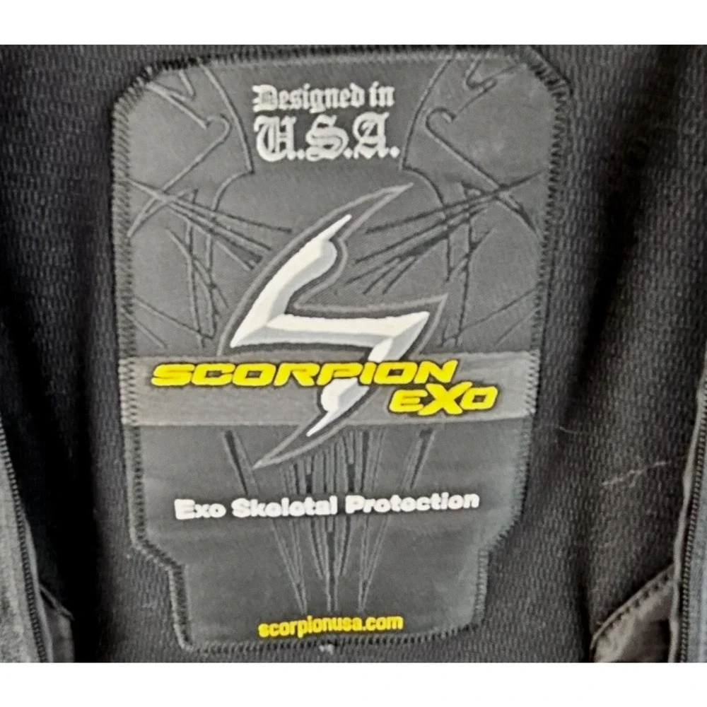Motorcycle jacket Liner size Large Scorpion Exo Skeleton Liner only Black Puffer